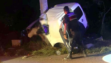 Isparta’da Trafik Kazası: 2 Meyyit, 2 Yaralı