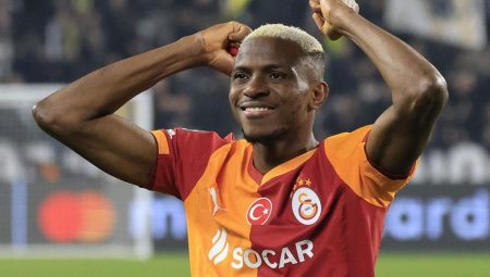 Victor Osimhen’e olay yaratacak davet: Onu kadromda görmek isterim